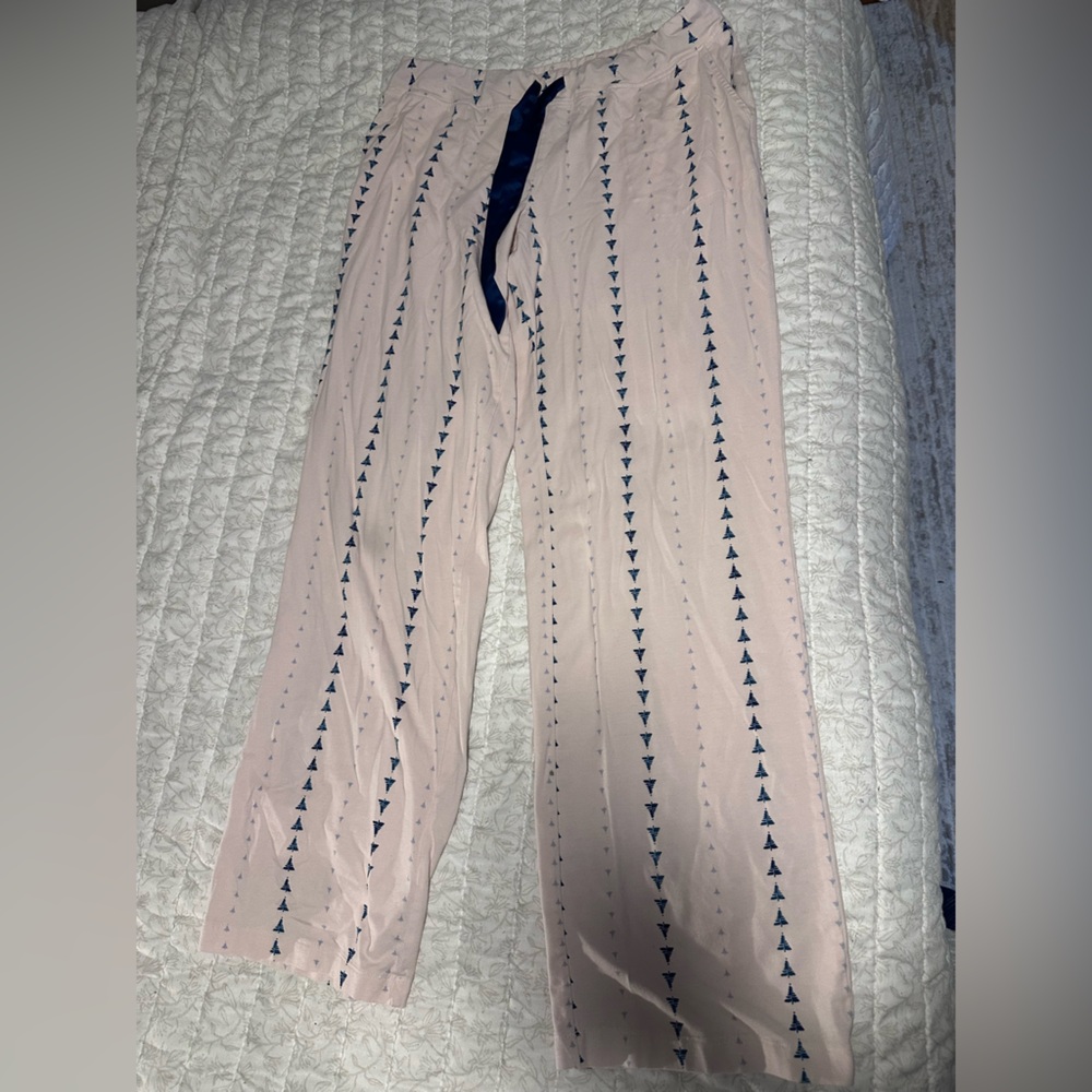 SOMA Christmas Pajama Set - Pink and Navy Trees - Large Long